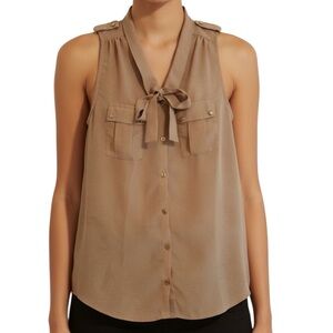 🟦SALE 5️⃣0️⃣% off🟦 
Armani Exchange top sleeveless button front